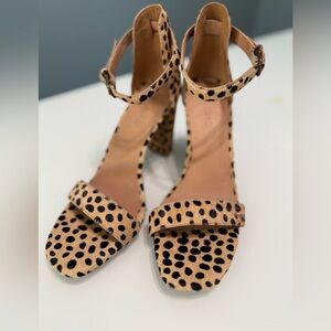 NWT Madewell Spotted Calf Hair Ankle Strap Sandals – Size 10‎